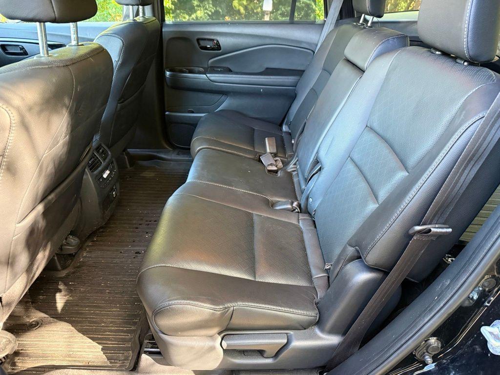 used 2022 Honda Passport car, priced at $32,568