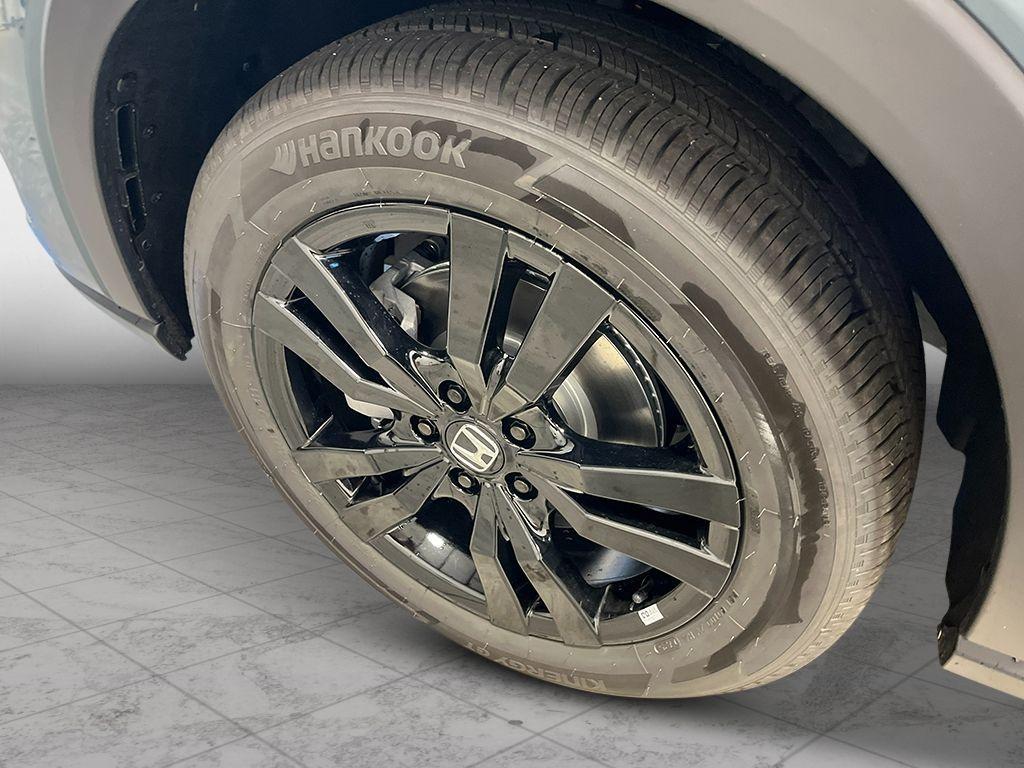 new 2026 Honda HR-V car, priced at $31,405