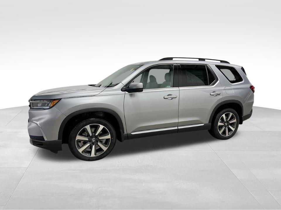 new 2025 Honda Pilot car, priced at $48,119