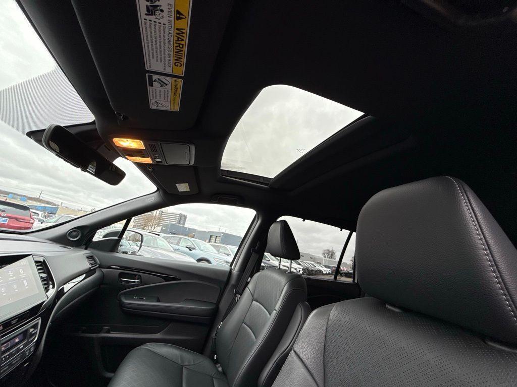 used 2021 Honda Passport car, priced at $27,795