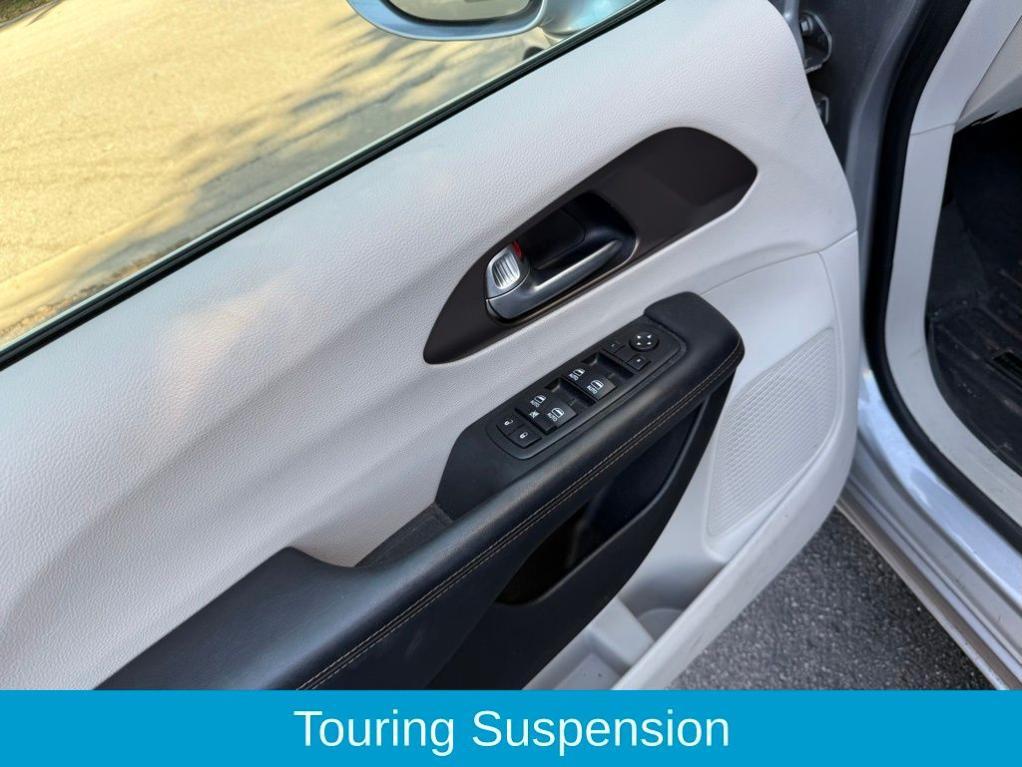 used 2017 Chrysler Pacifica car, priced at $17,575