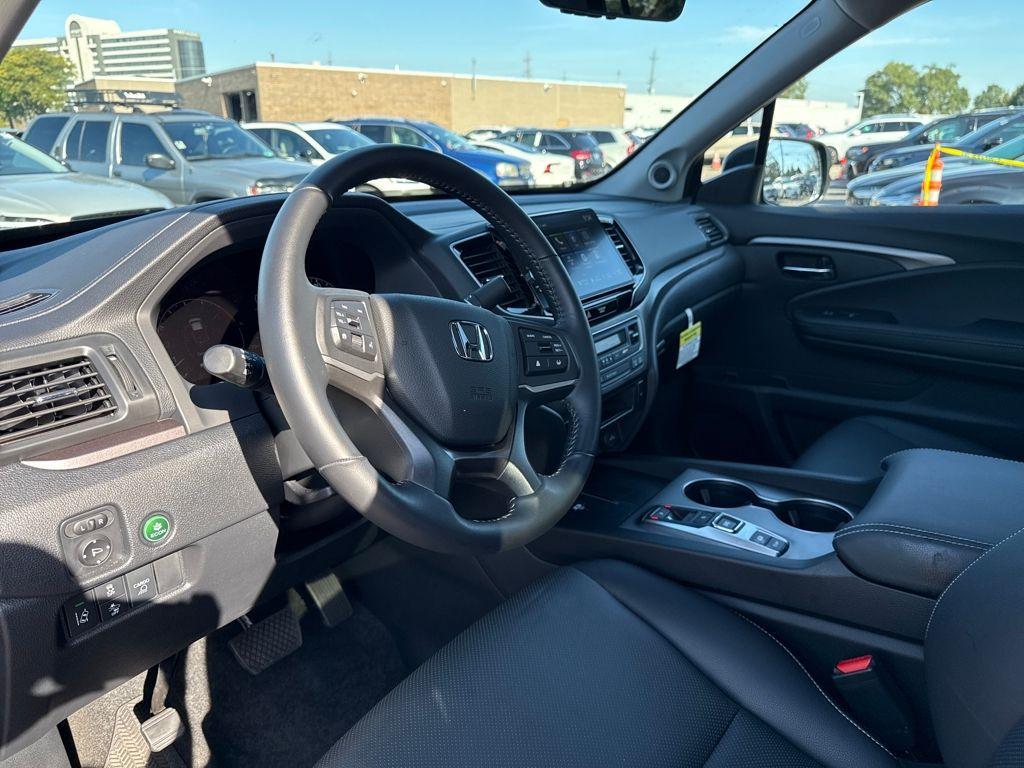 used 2025 Honda Ridgeline car, priced at $37,995