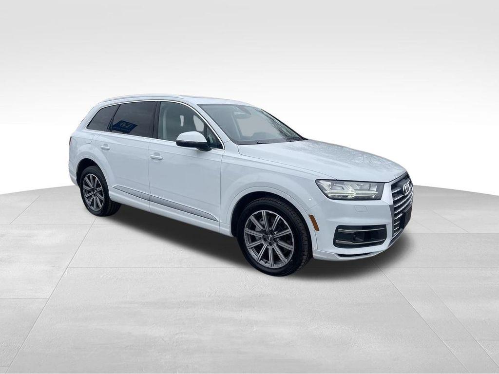 used 2018 Audi Q7 car, priced at $21,988