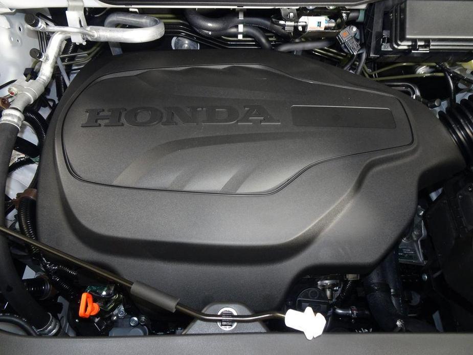 new 2024 Honda Ridgeline car, priced at $40,999