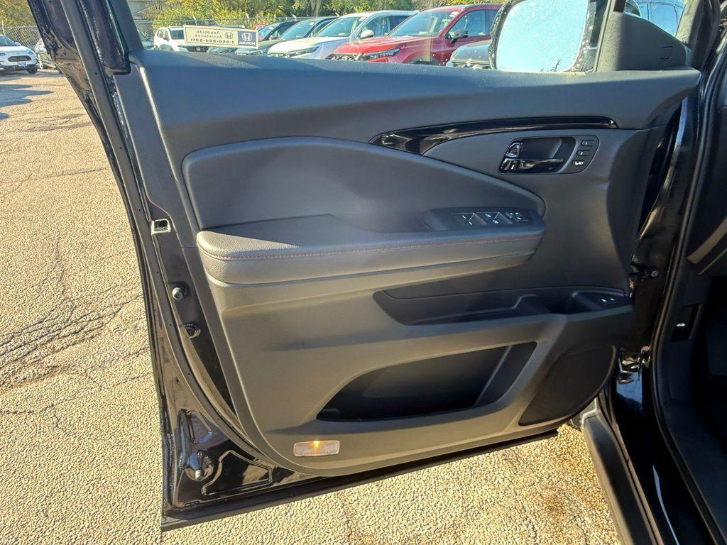 used 2024 Honda Passport car, priced at $41,997