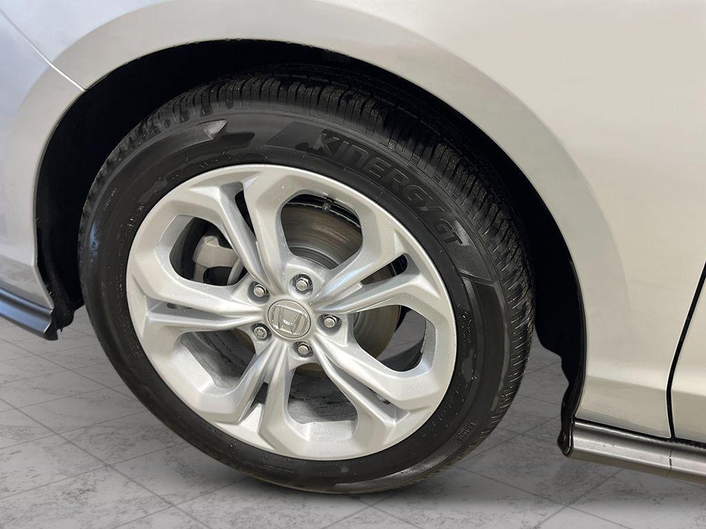 new 2025 Honda Accord car, priced at $28,663