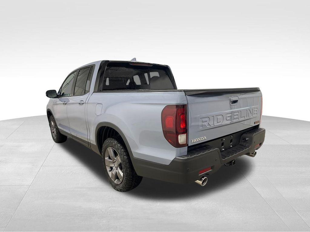 used 2025 Honda Ridgeline car, priced at $47,230