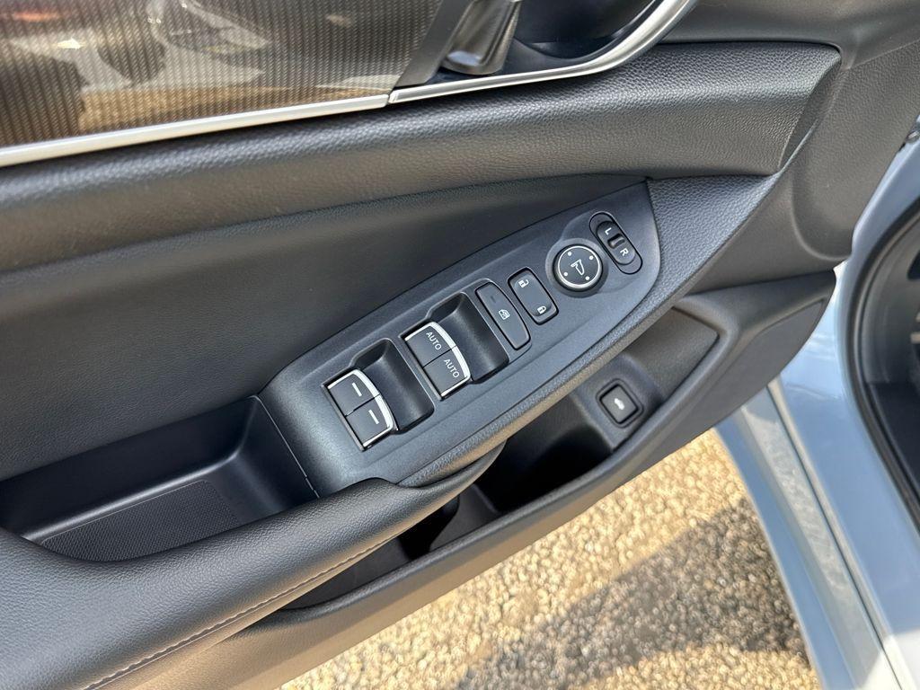used 2022 Honda Accord car, priced at $28,895