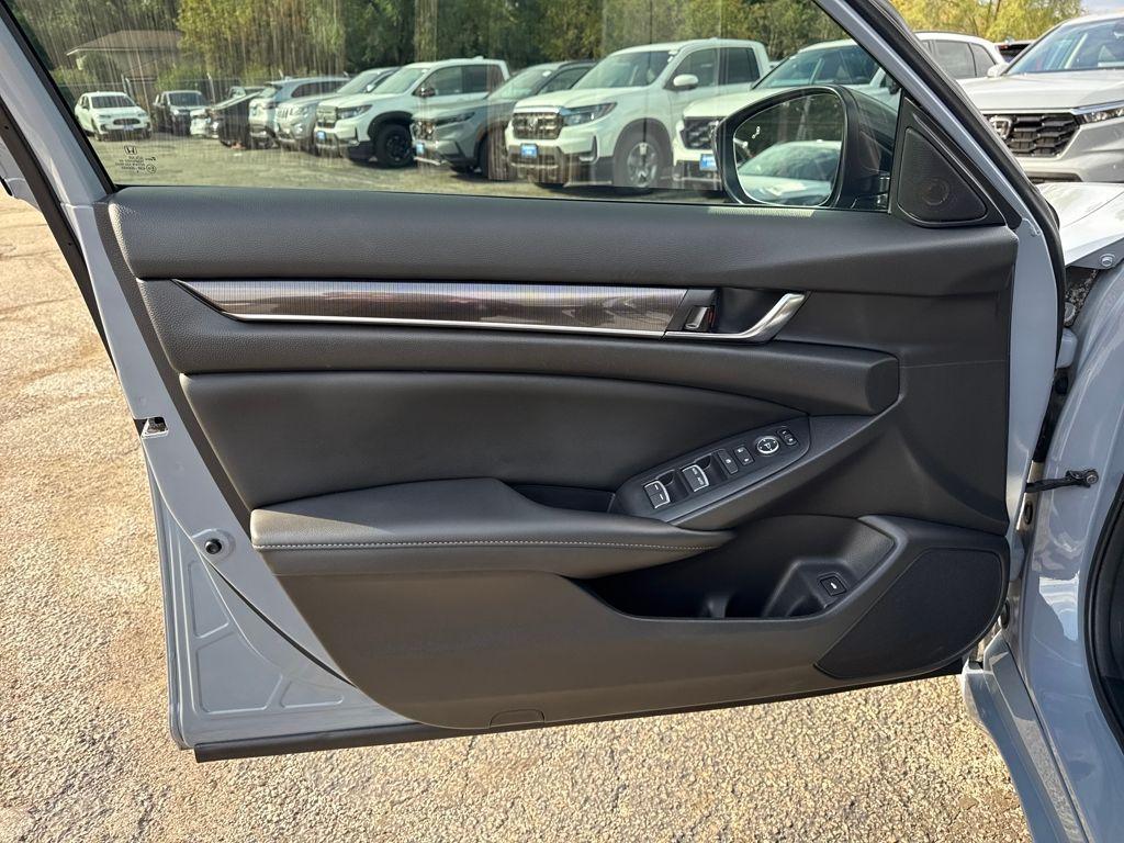 used 2022 Honda Accord car, priced at $28,895