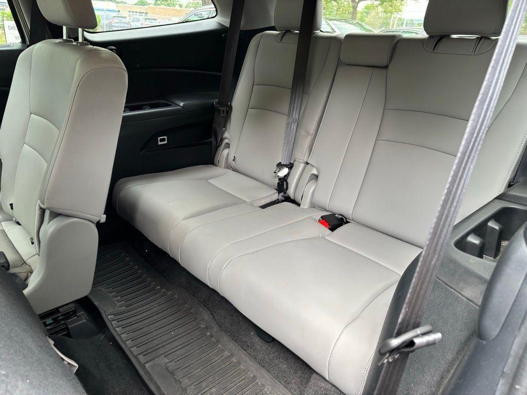 used 2022 Honda Pilot car, priced at $33,988