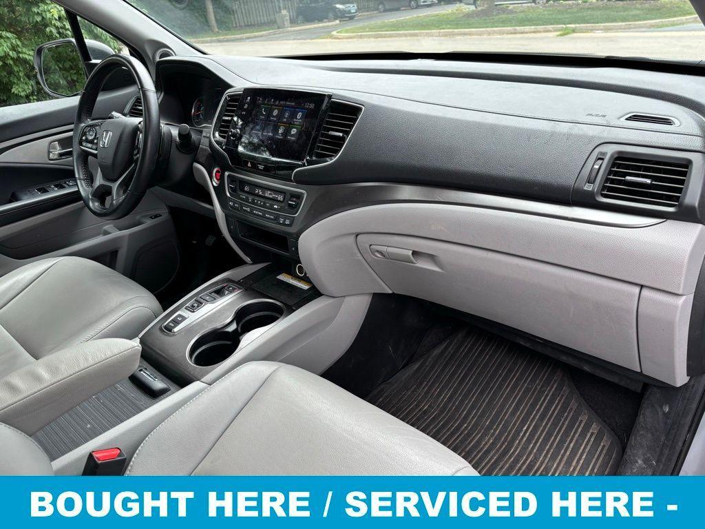used 2022 Honda Pilot car, priced at $33,988