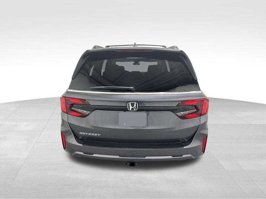 new 2026 Honda Odyssey car, priced at $45,685
