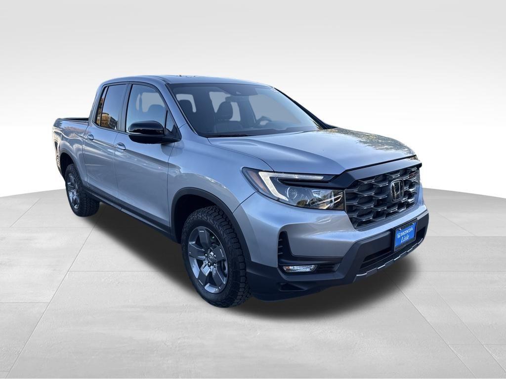 used 2025 Honda Ridgeline car, priced at $39,995
