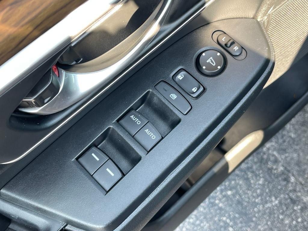 used 2020 Honda CR-V Hybrid car, priced at $23,972