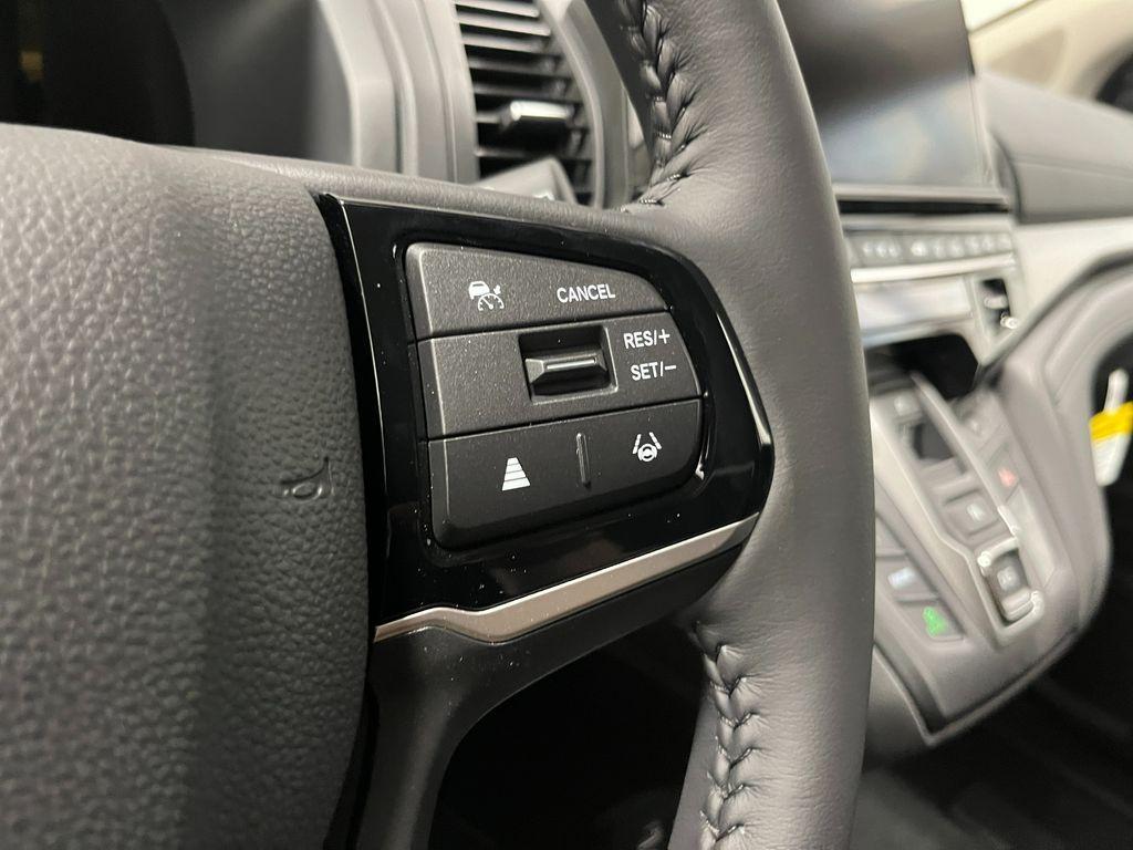 new 2026 Honda Odyssey car, priced at $44,745