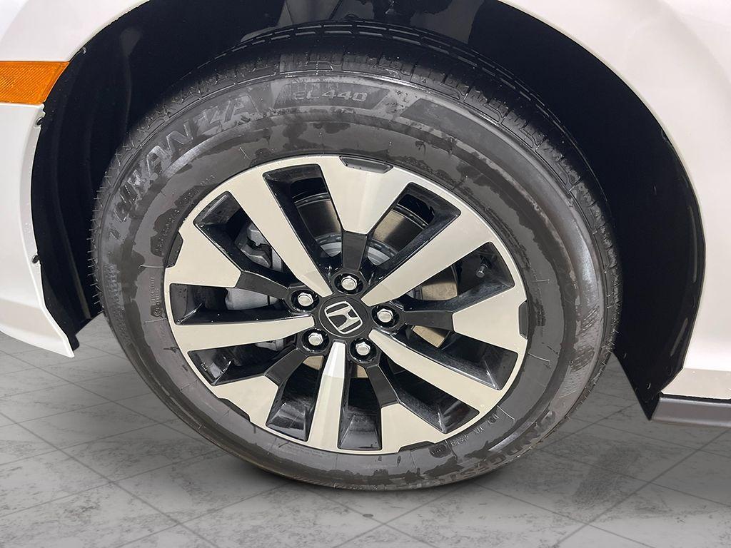 new 2026 Honda Odyssey car, priced at $44,745