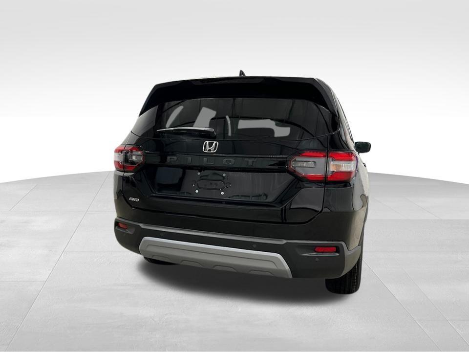 new 2025 Honda Pilot car, priced at $45,111