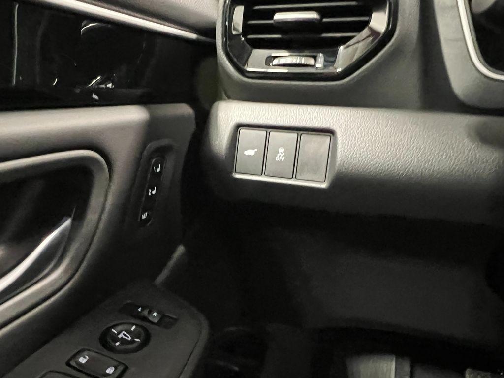 new 2025 Honda Pilot car, priced at $45,111