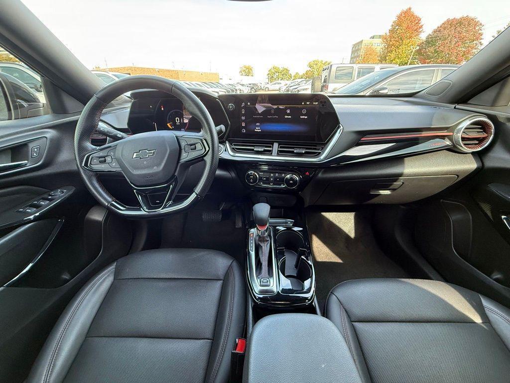 used 2025 Chevrolet Trax car, priced at $23,997