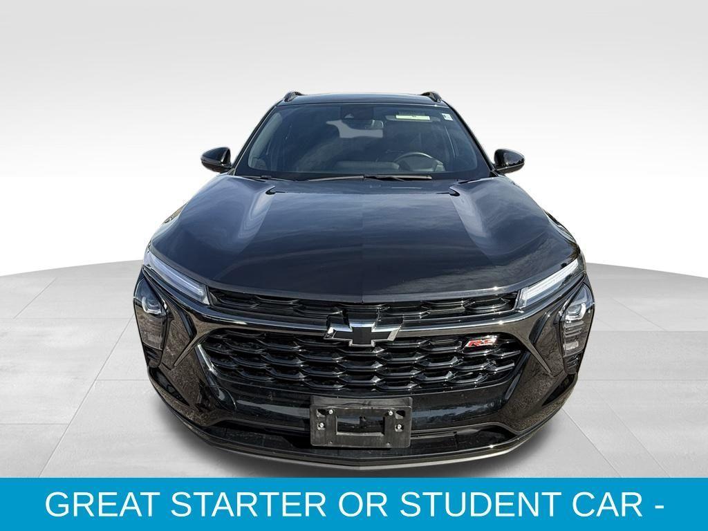 used 2025 Chevrolet Trax car, priced at $23,997