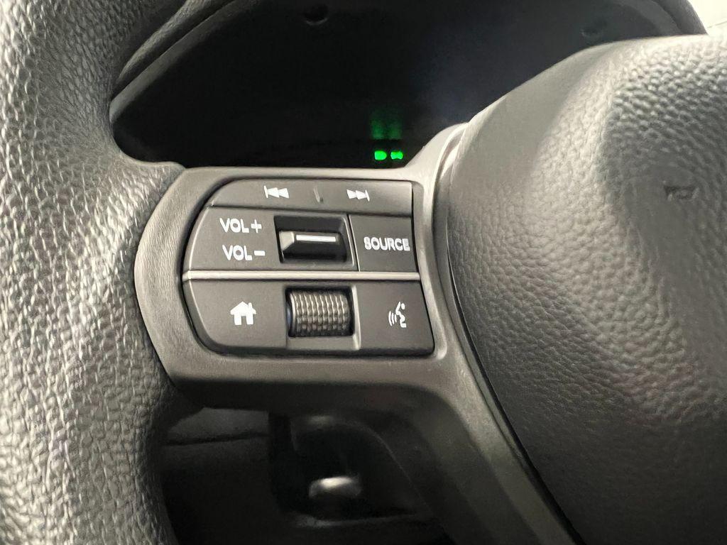 new 2025 Honda HR-V car, priced at $28,001