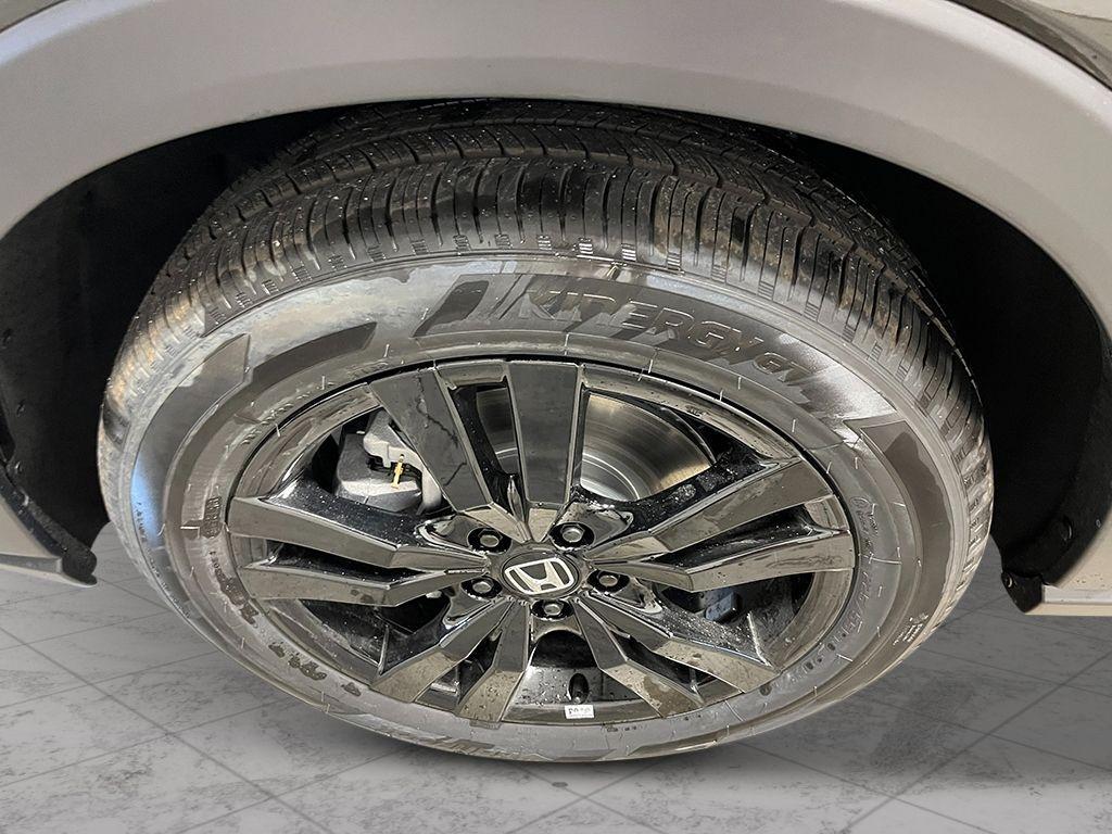 new 2026 Honda HR-V car, priced at $30,950