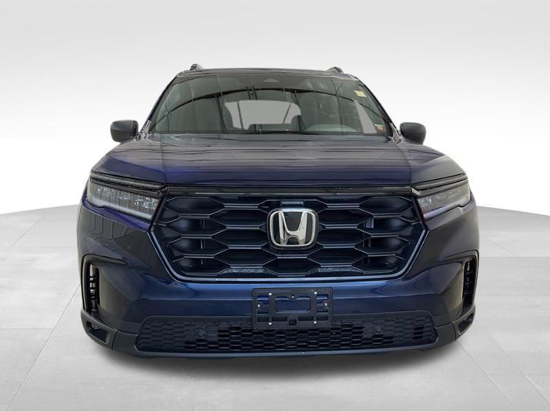 new 2025 Honda Pilot car, priced at $42,546