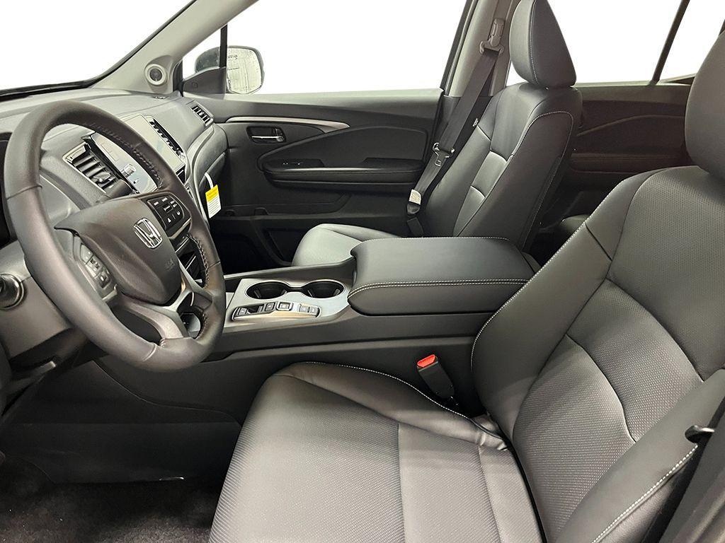 new 2025 Honda Ridgeline car, priced at $42,439