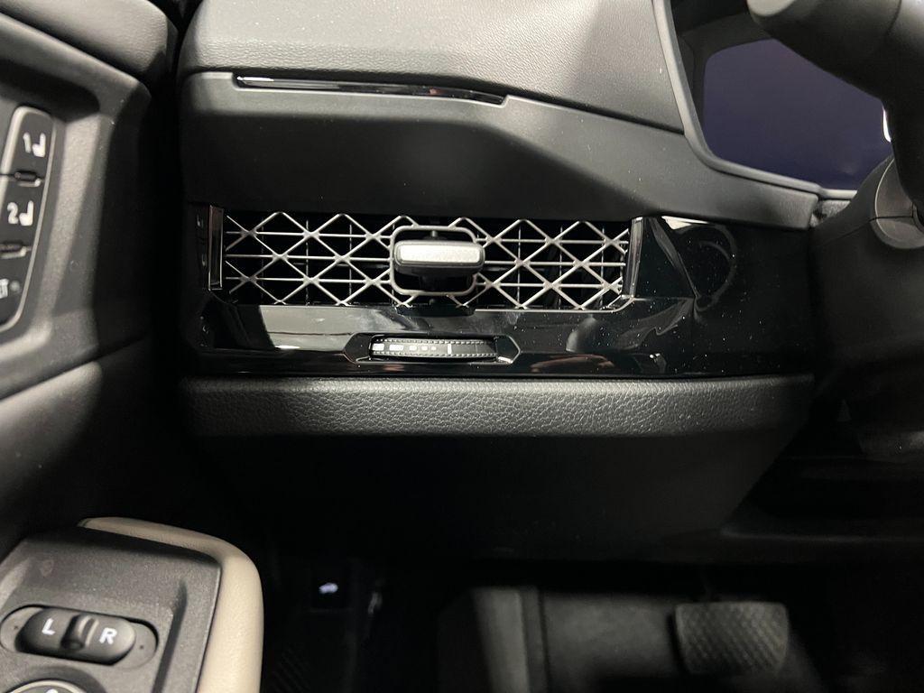 new 2025 Honda Accord Hybrid car, priced at $35,110