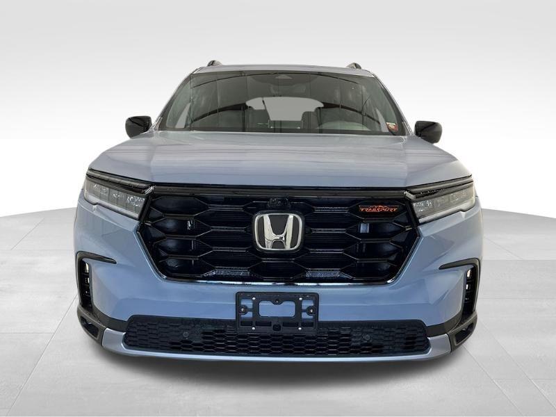 new 2025 Honda Pilot car, priced at $48,998