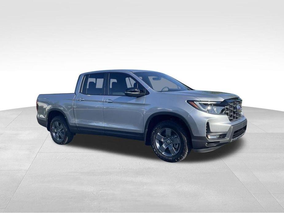 new 2025 Honda Ridgeline car, priced at $43,988