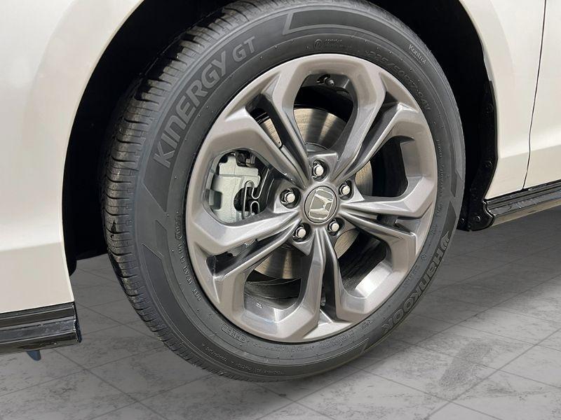 new 2025 Honda Accord Hybrid car, priced at $35,110