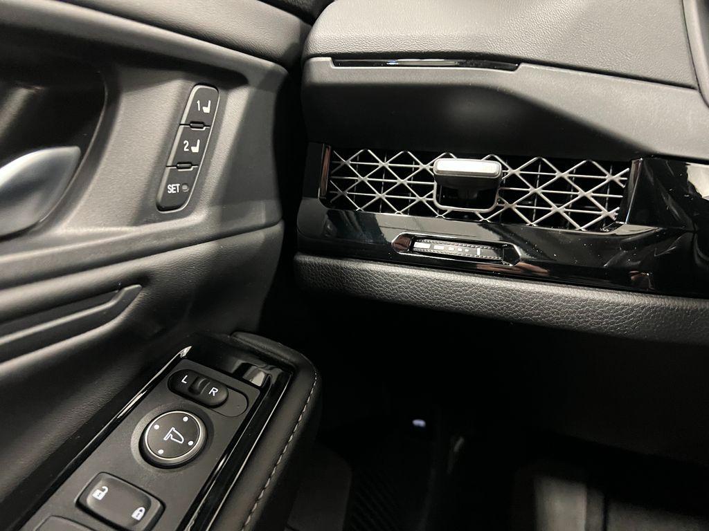 new 2025 Honda Accord Hybrid car, priced at $38,026