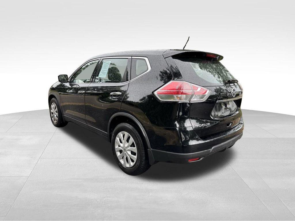 used 2015 Nissan Rogue car