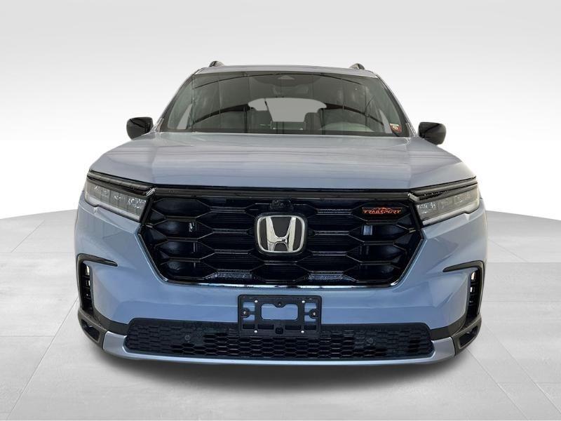new 2025 Honda Pilot car, priced at $49,102