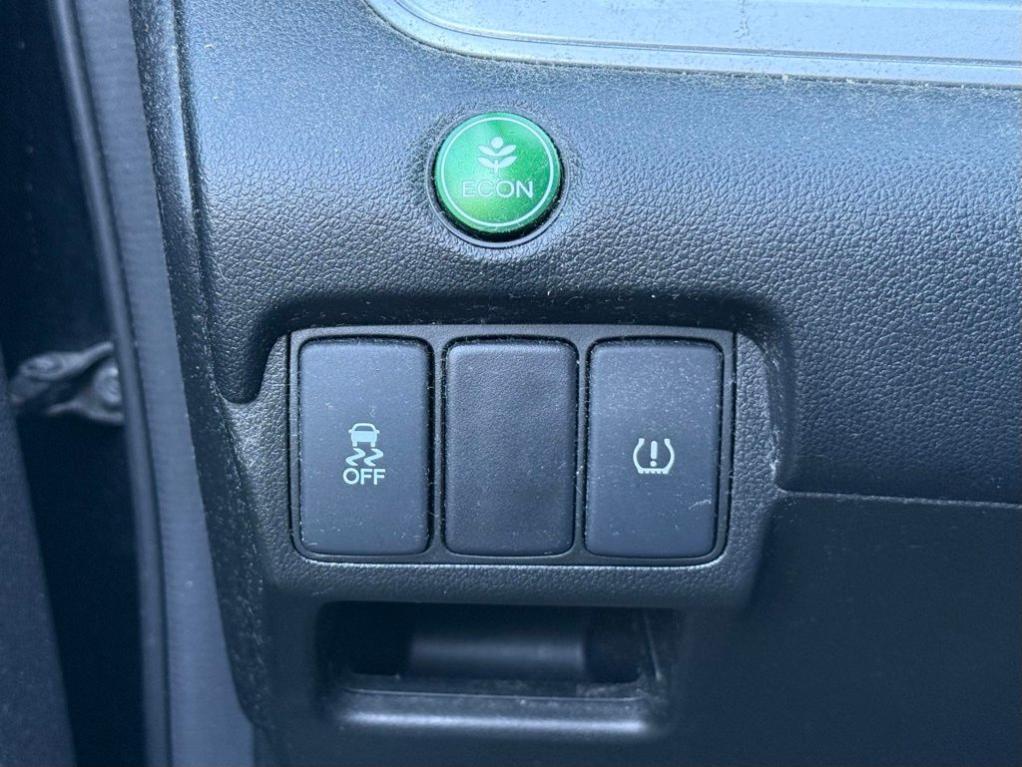 used 2015 Honda CR-V car, priced at $12,775