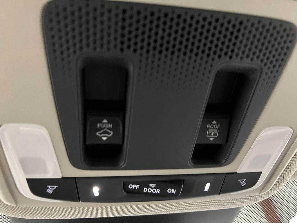 new 2025 Honda Pilot car, priced at $49,094