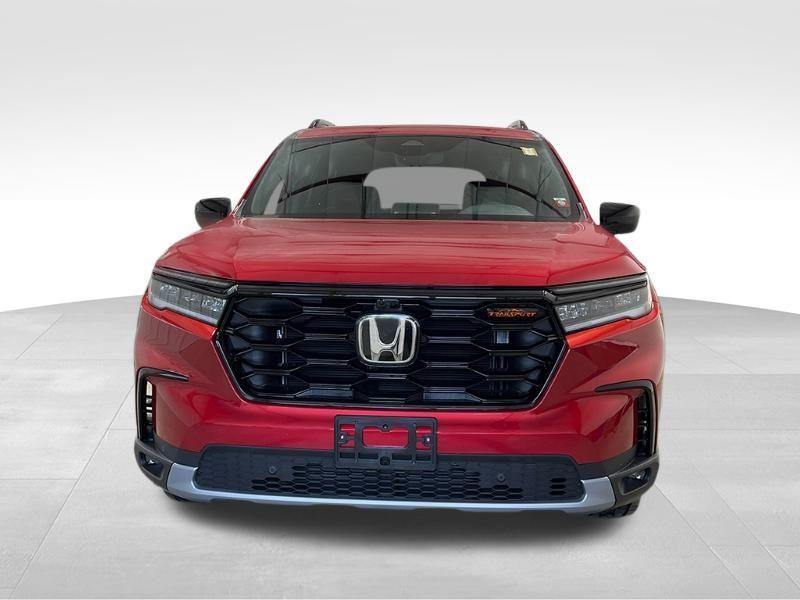 new 2025 Honda Pilot car, priced at $48,998