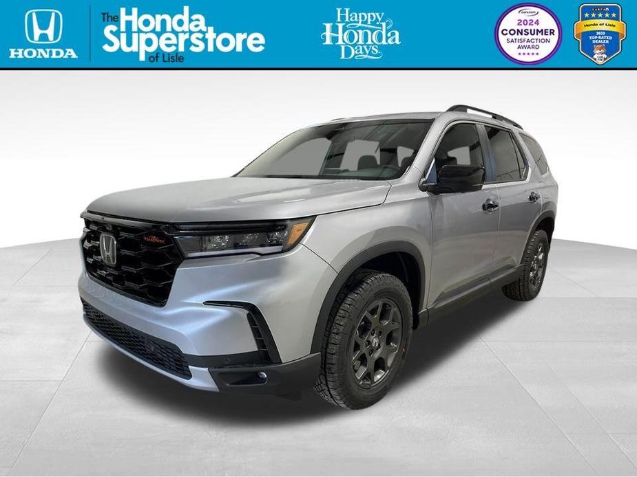 new 2025 Honda Pilot car, priced at $48,572