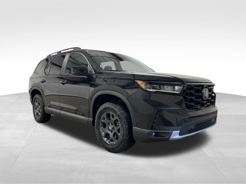 new 2025 Honda Pilot car, priced at $48,676