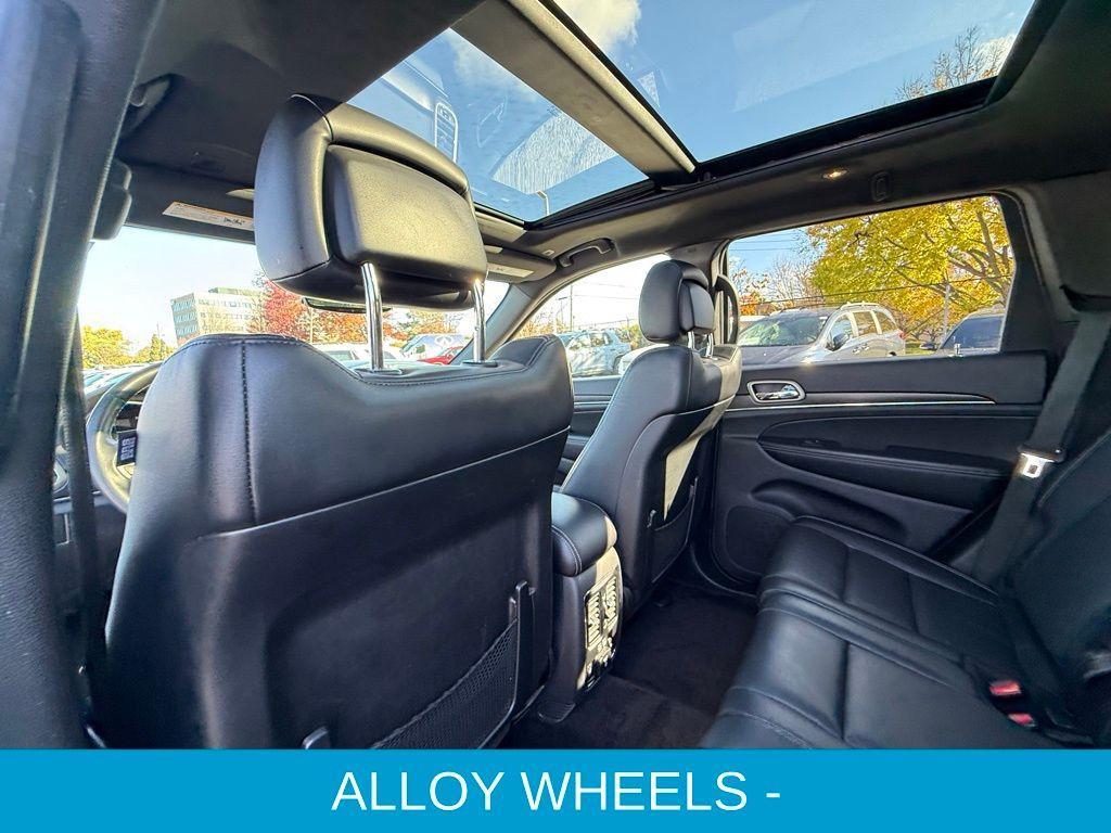 used 2017 Jeep Grand Cherokee car, priced at $17,795