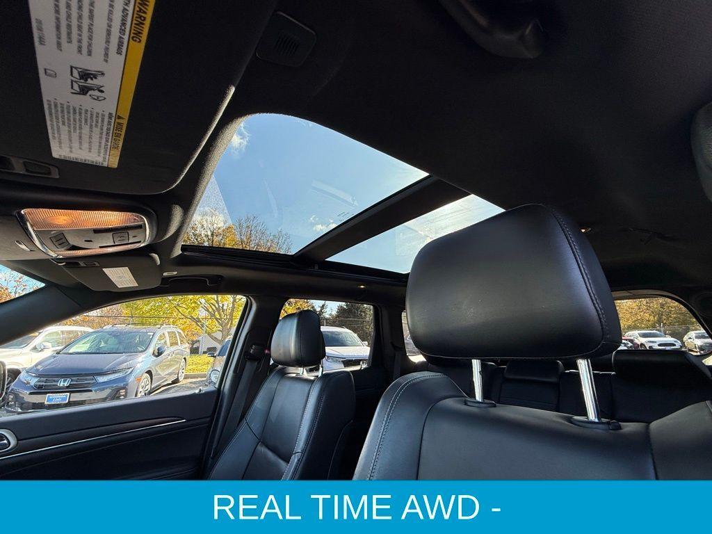 used 2017 Jeep Grand Cherokee car, priced at $17,795