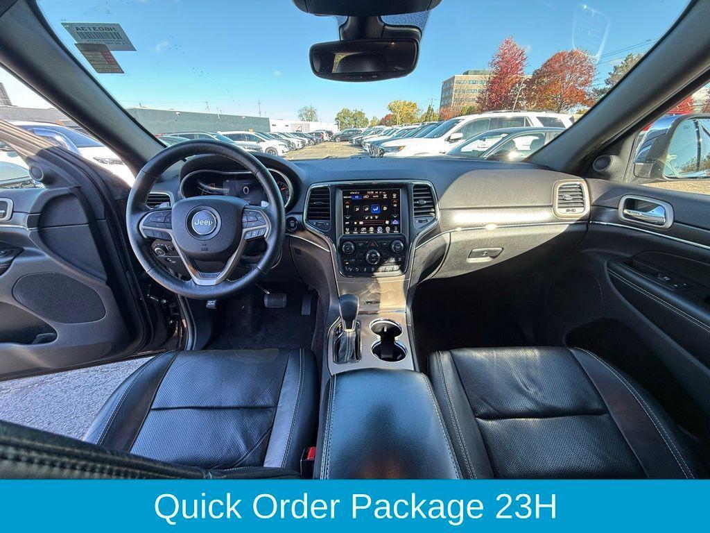 used 2017 Jeep Grand Cherokee car, priced at $17,795