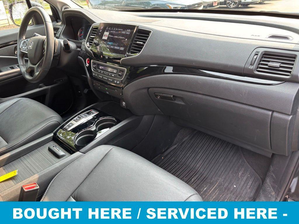 used 2022 Honda Pilot car, priced at $37,888