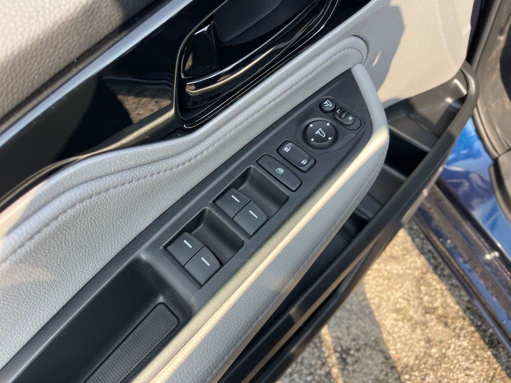 used 2023 Honda Odyssey car, priced at $43,664