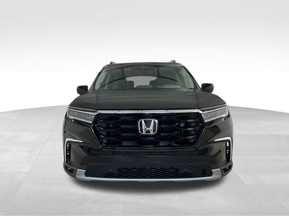 new 2025 Honda Pilot car, priced at $50,622