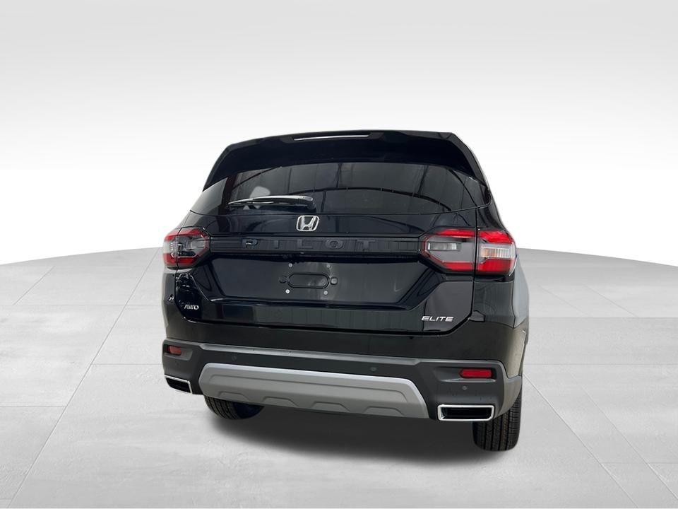 new 2025 Honda Pilot car, priced at $50,622
