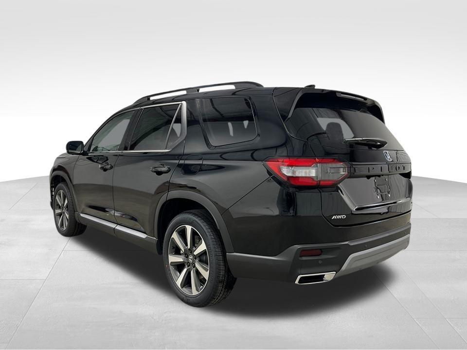 new 2025 Honda Pilot car, priced at $50,622