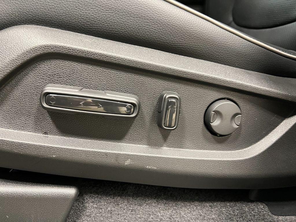 new 2025 Honda Pilot car, priced at $50,622