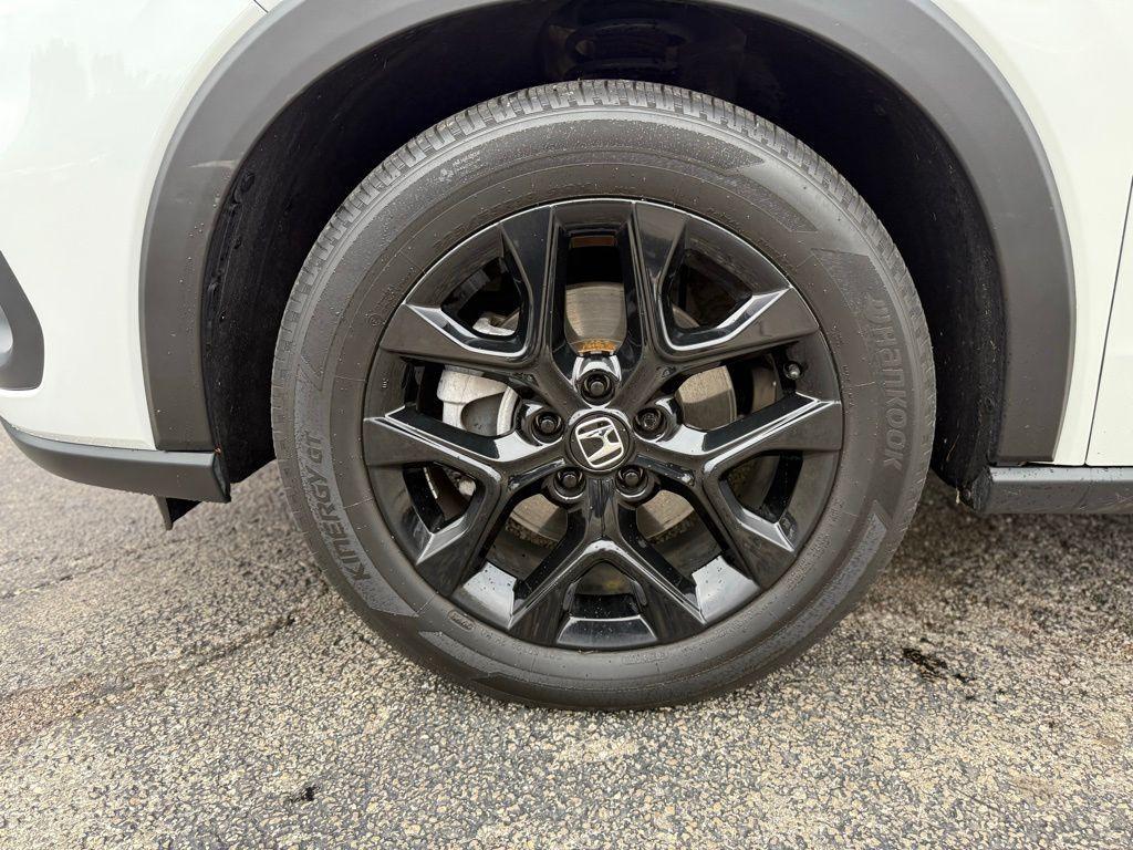 used 2024 Honda HR-V car, priced at $25,795